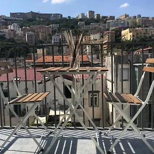 Frühstückspension A Casa Di Gemma Neapel