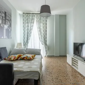 Visit Station & Go Apartament Piza